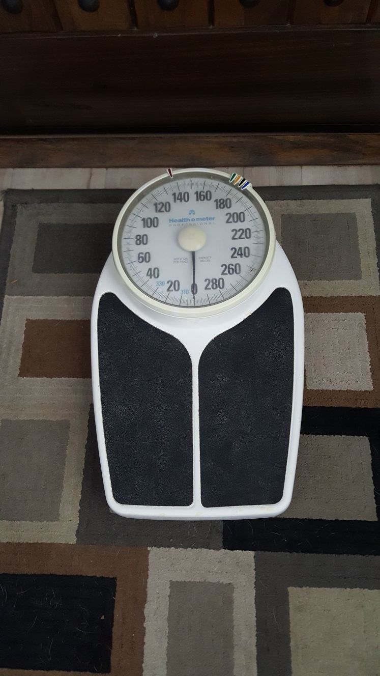 My Weigh Xl-700 Talking Bathroom Scale 700 Lb Body Weight for Sale in  Glendora, CA - OfferUp