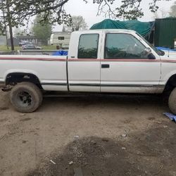 Parting Out A 2 Wheel Drive!!! 92 Chevy Silverado 