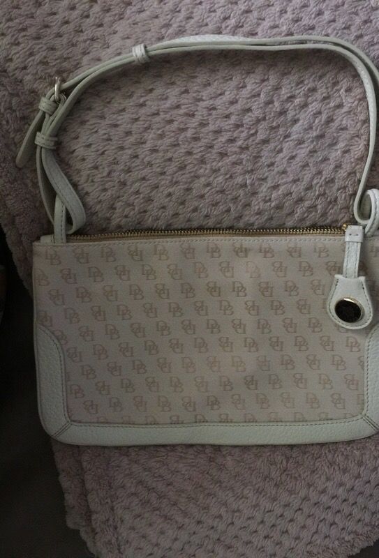 Dooney and Bourke Beige/eggshell Medium Size Purse-Authentic!