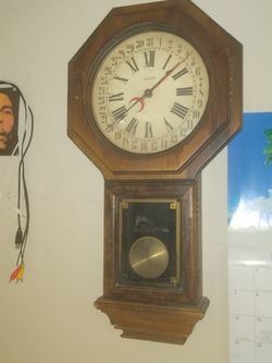 Clock, Needs Batteries
