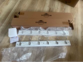 2 DOKEHOM White Boards w 6 Satin Nickel Hooks NEW