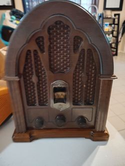 Antique radios