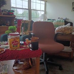 Many Pieces Of Quality Furniture 