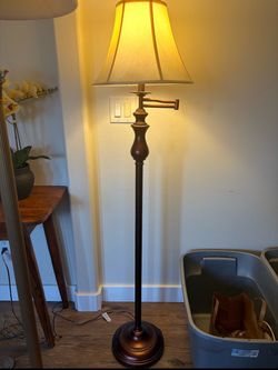Quoizel Bronze Swing Arm Floor Lamp