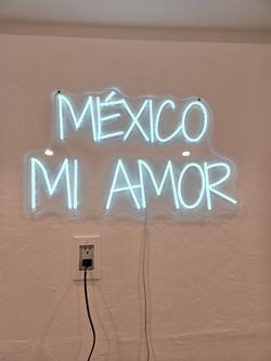 "México Mi Amor" LED Neon Sign w/ Dimmer