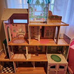 Doll House