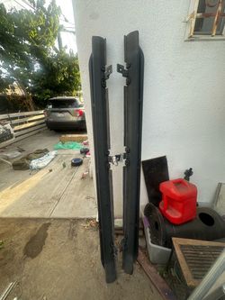 Pair of Black Running Boards / Side Steps