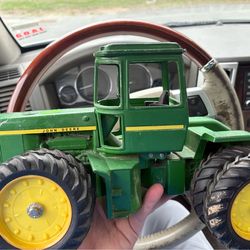 Vintage 1987 John Deere Ertl 1/16 Scale Articulated 4WD Tractor Toy Wide Wheel 597