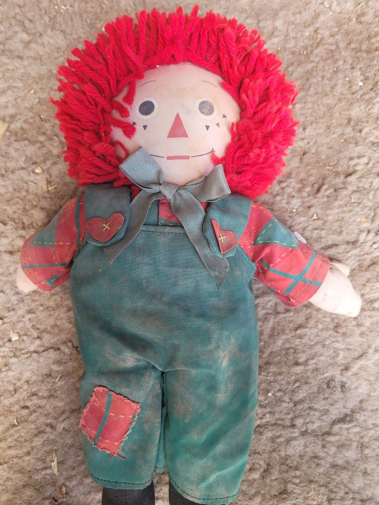 TWO RAGGEDY ANDY COLLECTIBLE CLOTH DOLLS SNOWDEN