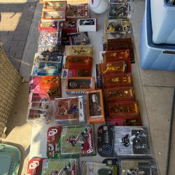 Starting line up’s,NFL pro bots, NAS car, NHL plus cards.