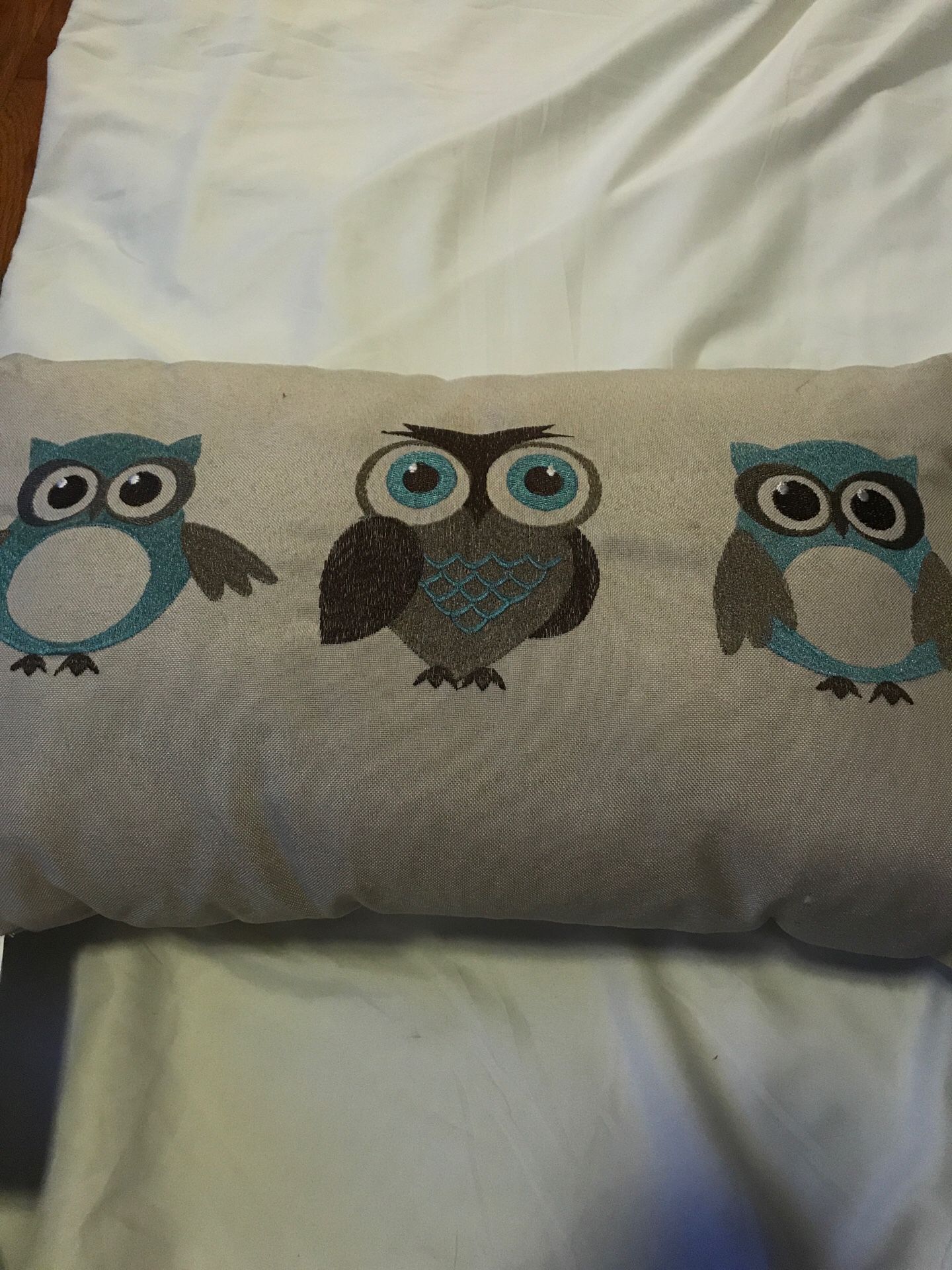 Owl accent pillow