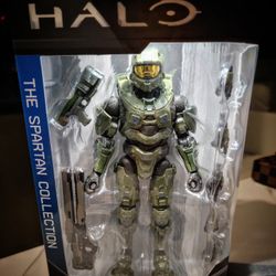 New! Halo Master Chief Collectible