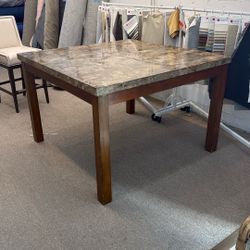 Heavy Dining Table – Seats 6–8