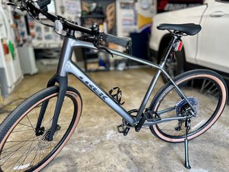 Trek Dual Sport 3 (XL Frame)