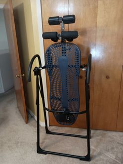 Teeter hangup inversion table