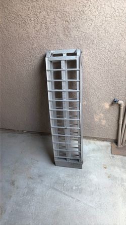 Aluminum Folding Loading Ramp