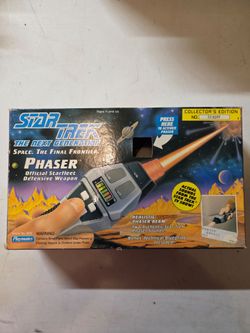 1992 Star Trek TNG Phaser Collector's Edition by Playmates