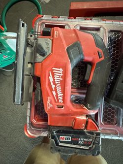 M18 Fuel Jigsaw + 5.0 Battery
