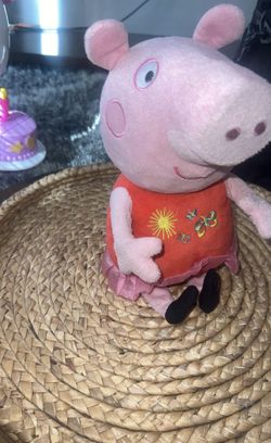 Peppa pig singing doll