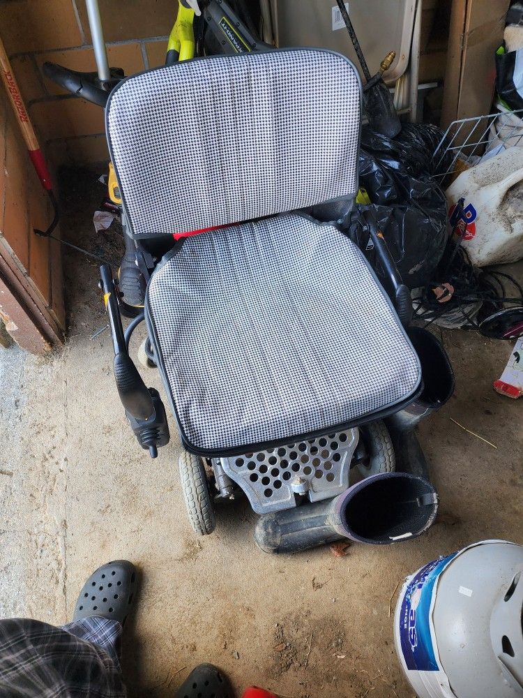 wheelchair