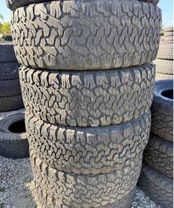 285/55r20 Bfgoodrich ko2 tires en Conditiones de Vida las 4