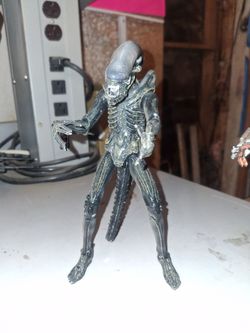 Alien vs predator action figures