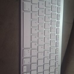 Apple Wireless Keyboard 