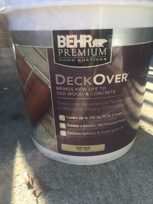Behr Premium wood coating deck over deep base 5000