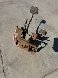 Chevy pedal assembly