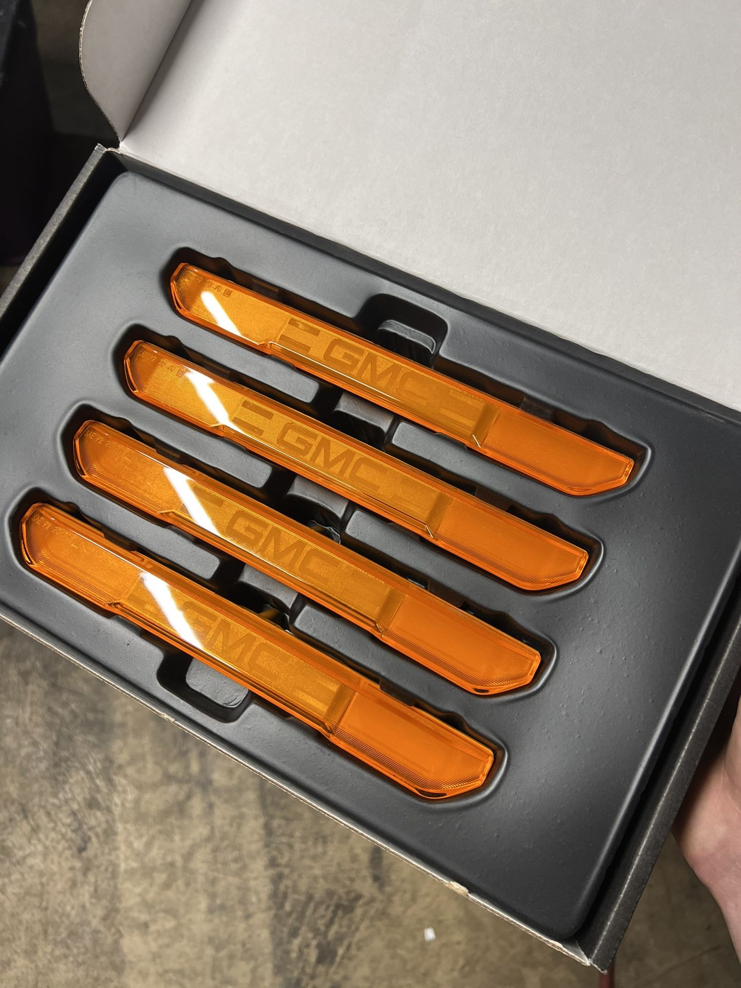 2020-25 GMC Lights