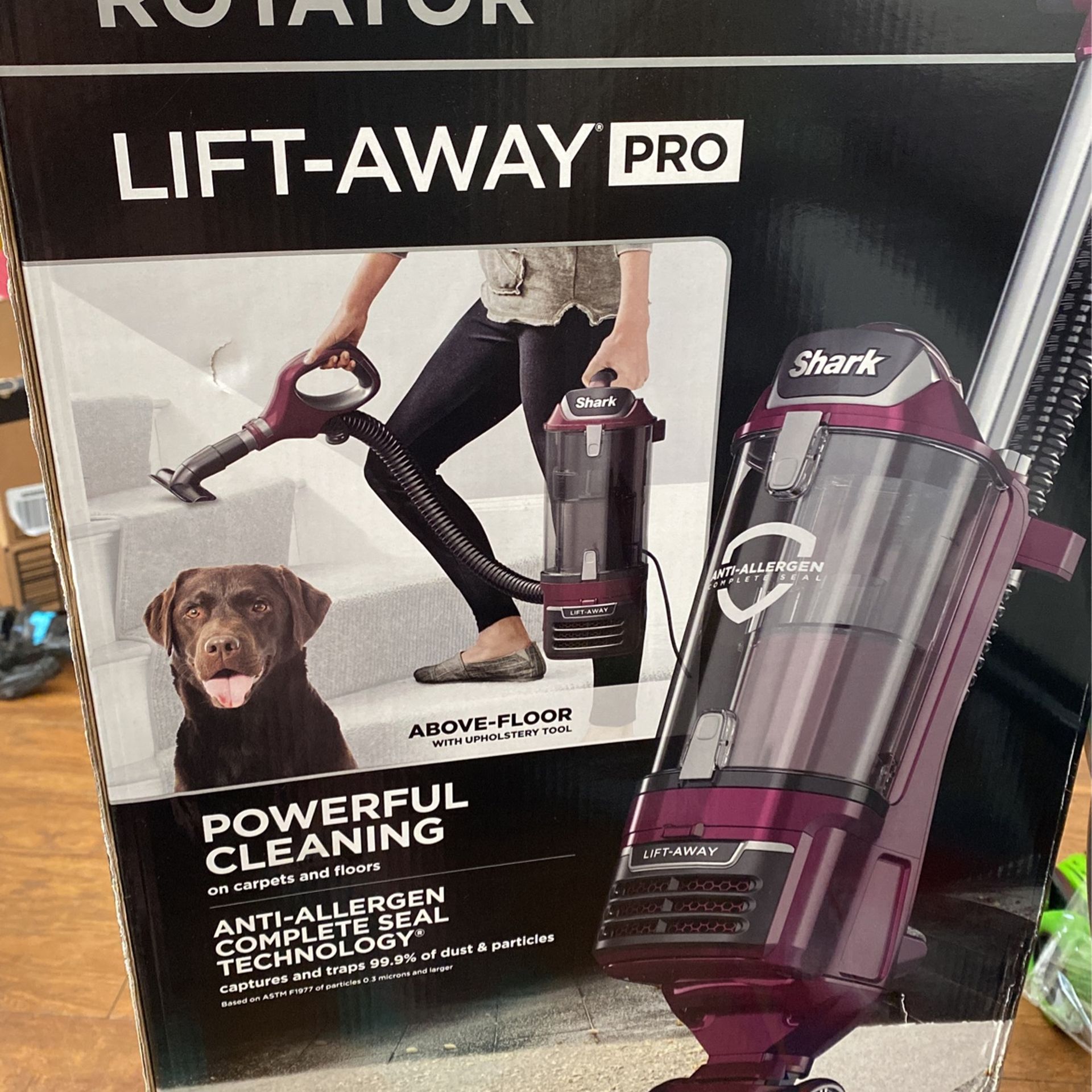 Shark Vacuum Rotator Lift-away Pro.