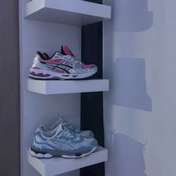 Selling All 80$ Each  ,diors 150 Multiple Sizes In Stock 