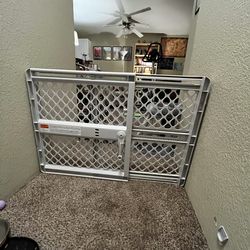 Baby gate