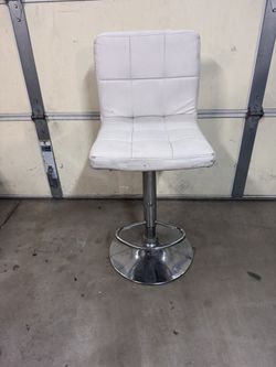 Adjustable Chair (Barber)