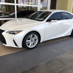 2020 Lexus IS
