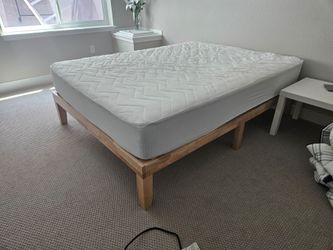 Bedframe with metress