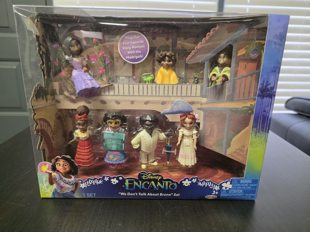 Encanto "We Don't Talk About Bruno" Set