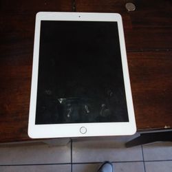 IPad 11 For Parts 60 Dollar I