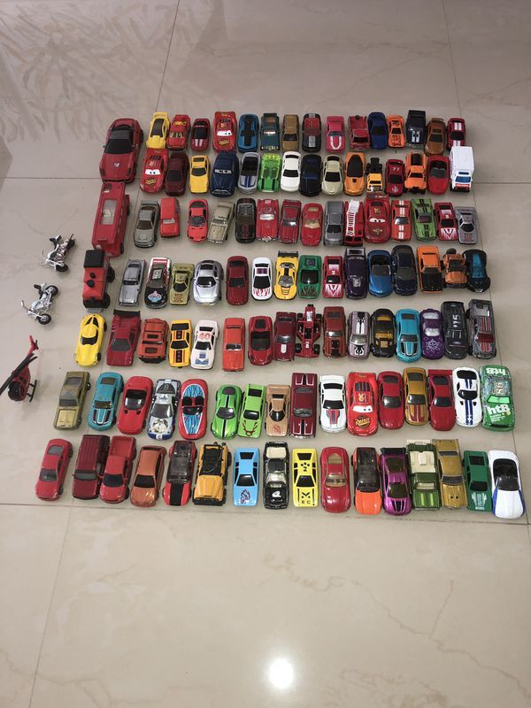 Lot of 114x Toy Cars Motorbike Helicopter collectibles