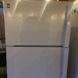 GE Fridge