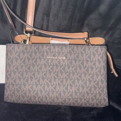 *Brand New* Michael Kors Purse