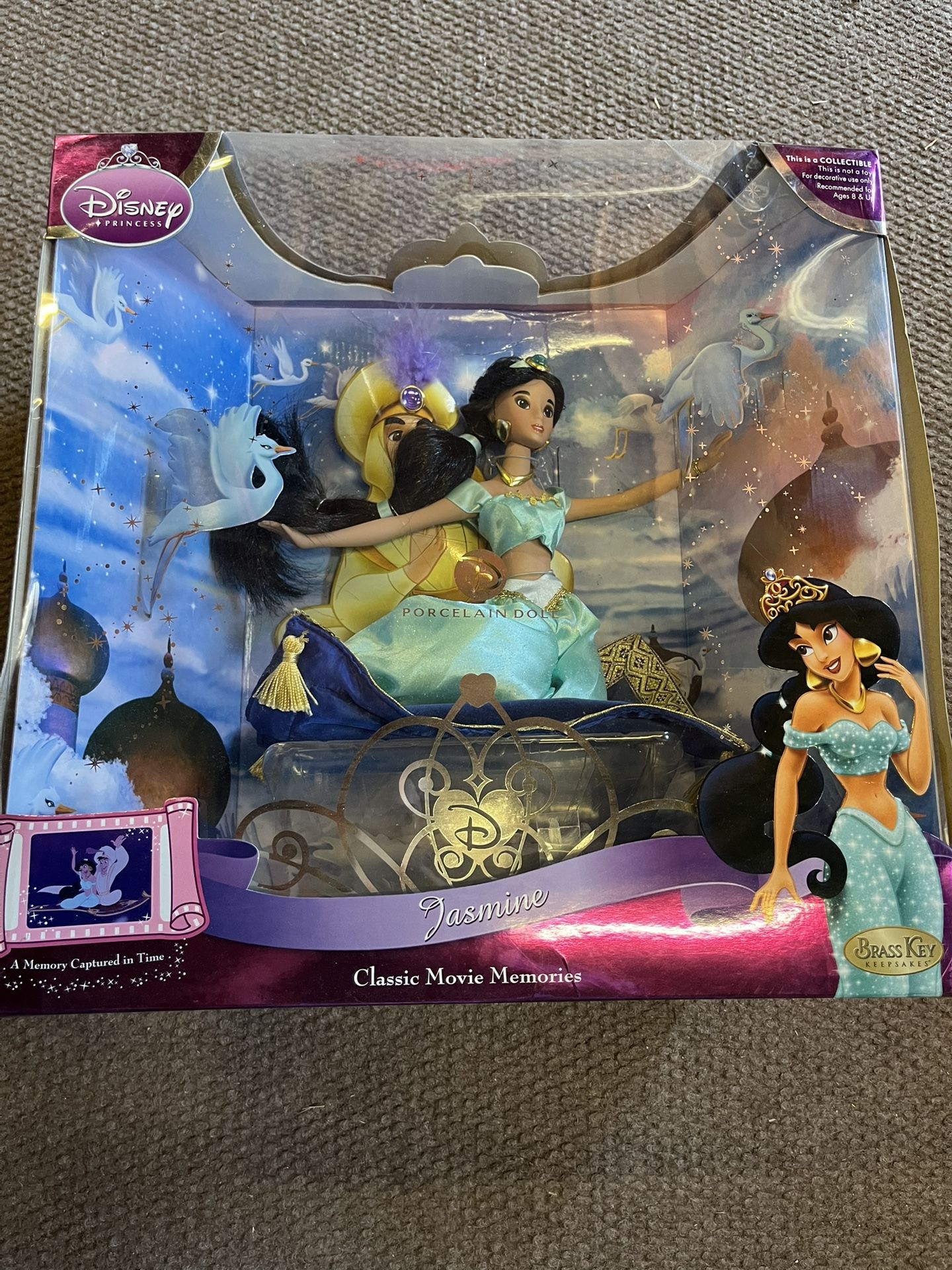 Disney Collectible Princess Jasmine Porcelain Aladdin Never Opened.
