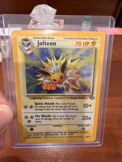 Vintage Pokemon Cards Jolteon Jungle Holo Rare 4
