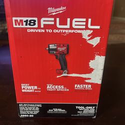 Milwaukee M18 Fuel 3/8” Mid Torque Impact Wrench