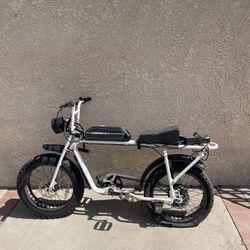 Super73 S1 – $2700 EBike – Needs Fix – White- Great Deal 