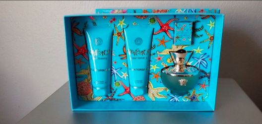 VERSACE DYLAN TURQUOISE EAU DE PARFUM 4 PEICE GIFT SET IN GIFT BOX