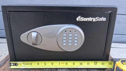 SentrySafe Digital Electronic Security Safe – Keypad – Black