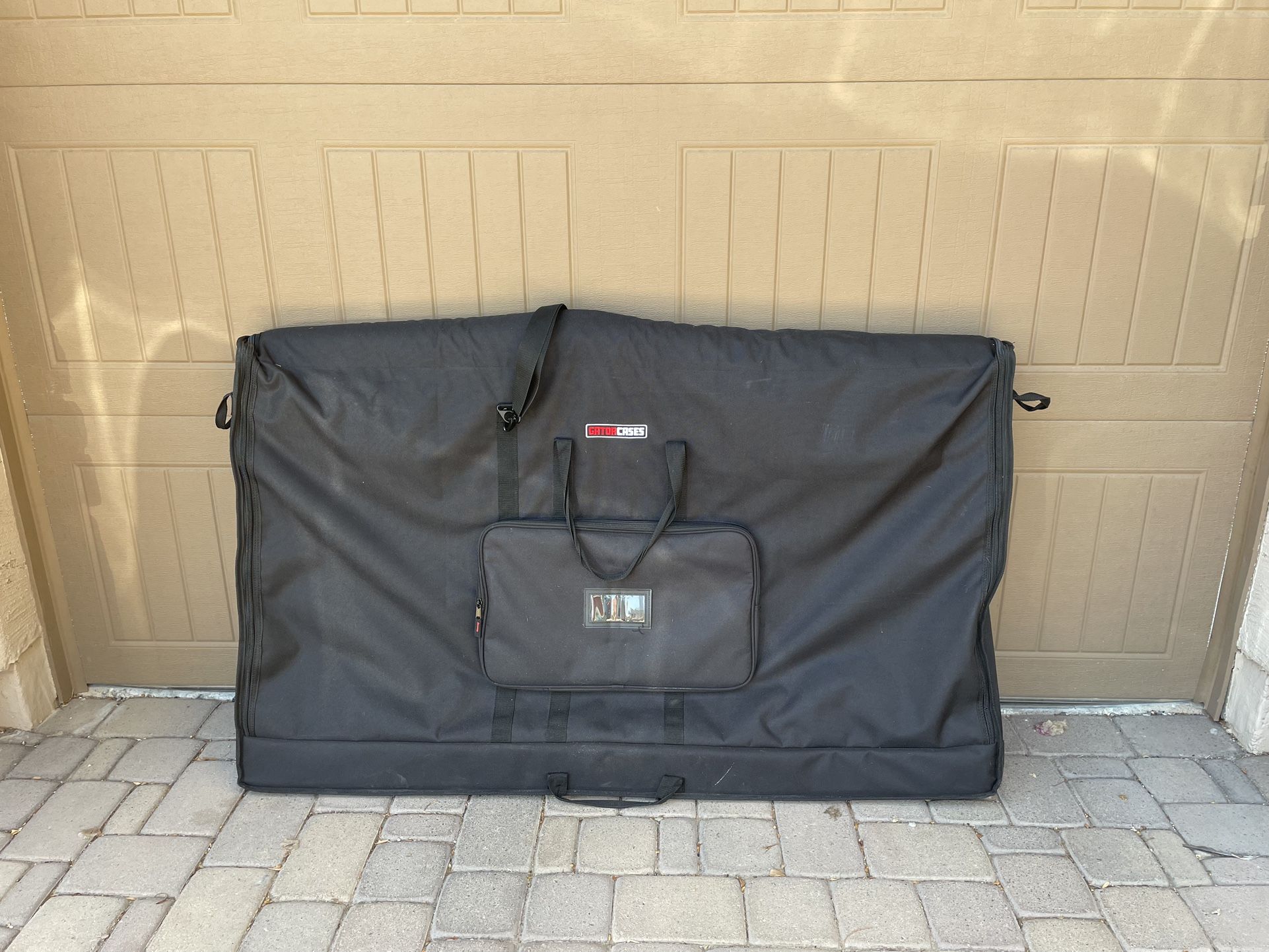 55” Tv Case 