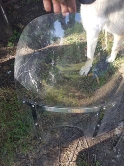 Motorcycle windshield
