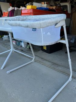 Halo Portable Baby Bassinet  